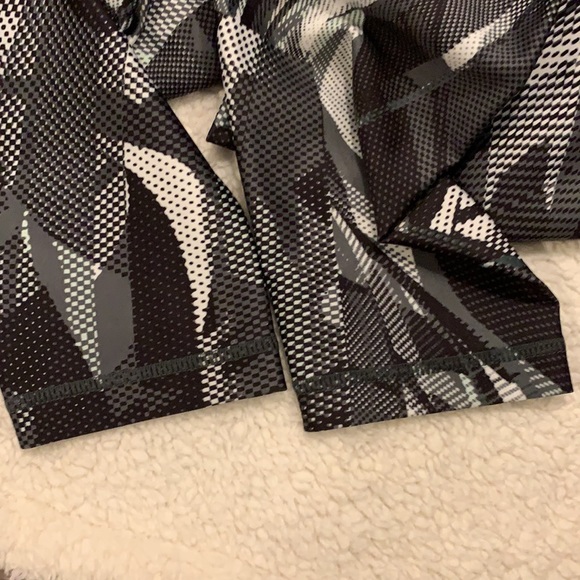 Zella Studio Lite - Picture 5 of 8